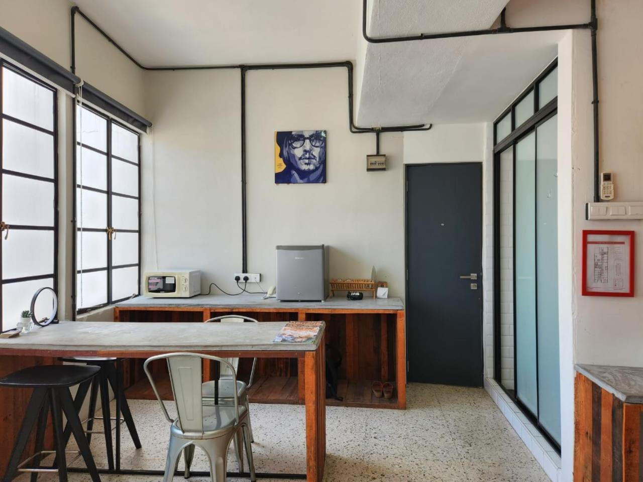 Hotel Kim Haus Loft George Town Esterno foto