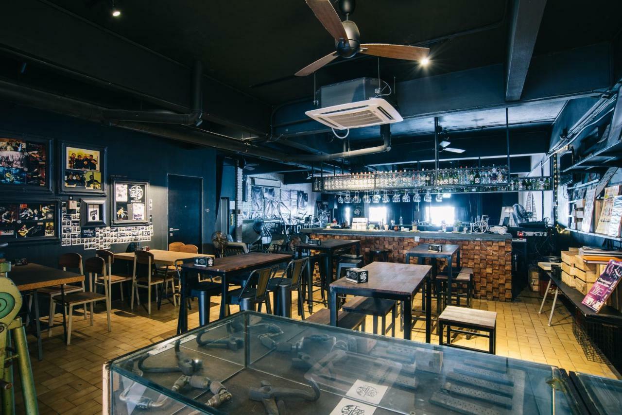 Hotel Kim Haus Loft George Town Esterno foto